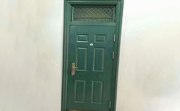 文县学校教室门