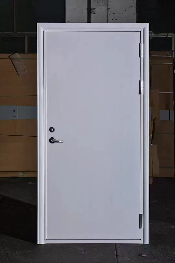 社区活动中心加装文县防火门保障居民安全